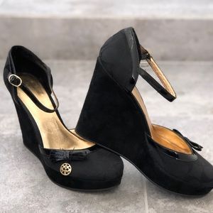 Excellent condition! Coach Marreena wedges heels